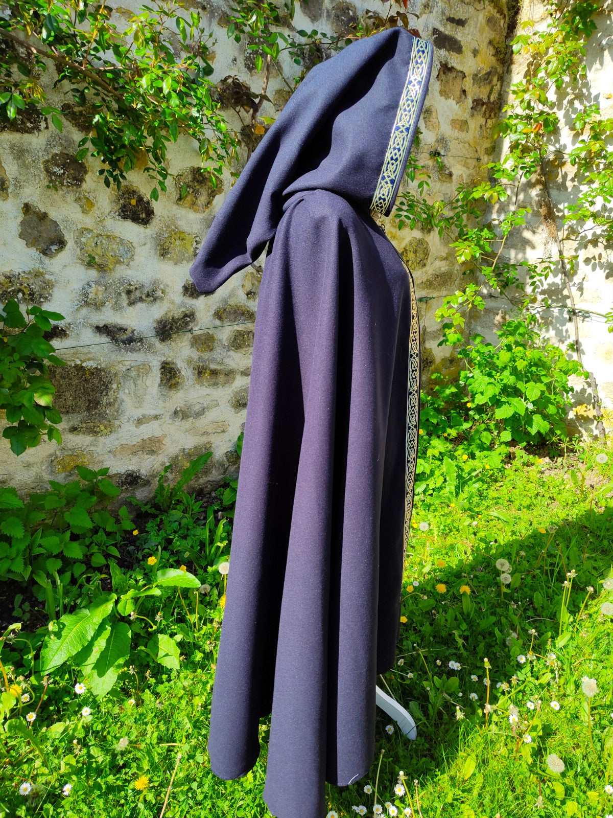 Cape médiévale / viking en lainage bleu marine avec capuche