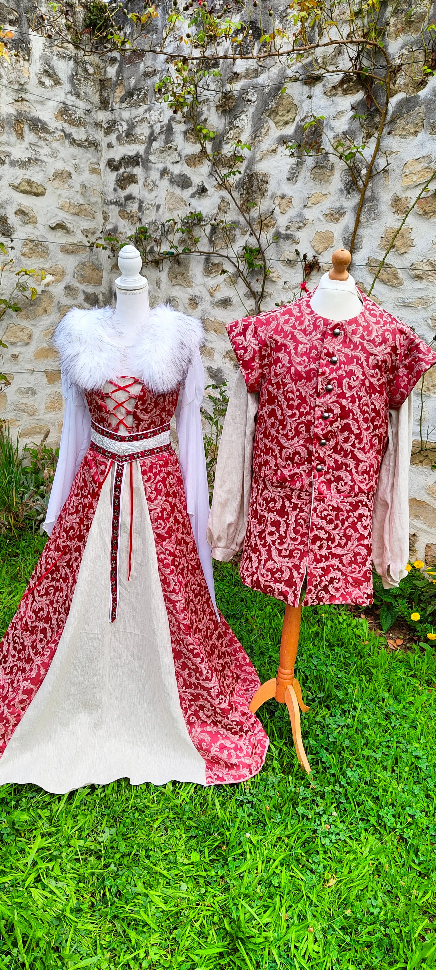 Veste pourpoint Renaissance en jacquard rouge