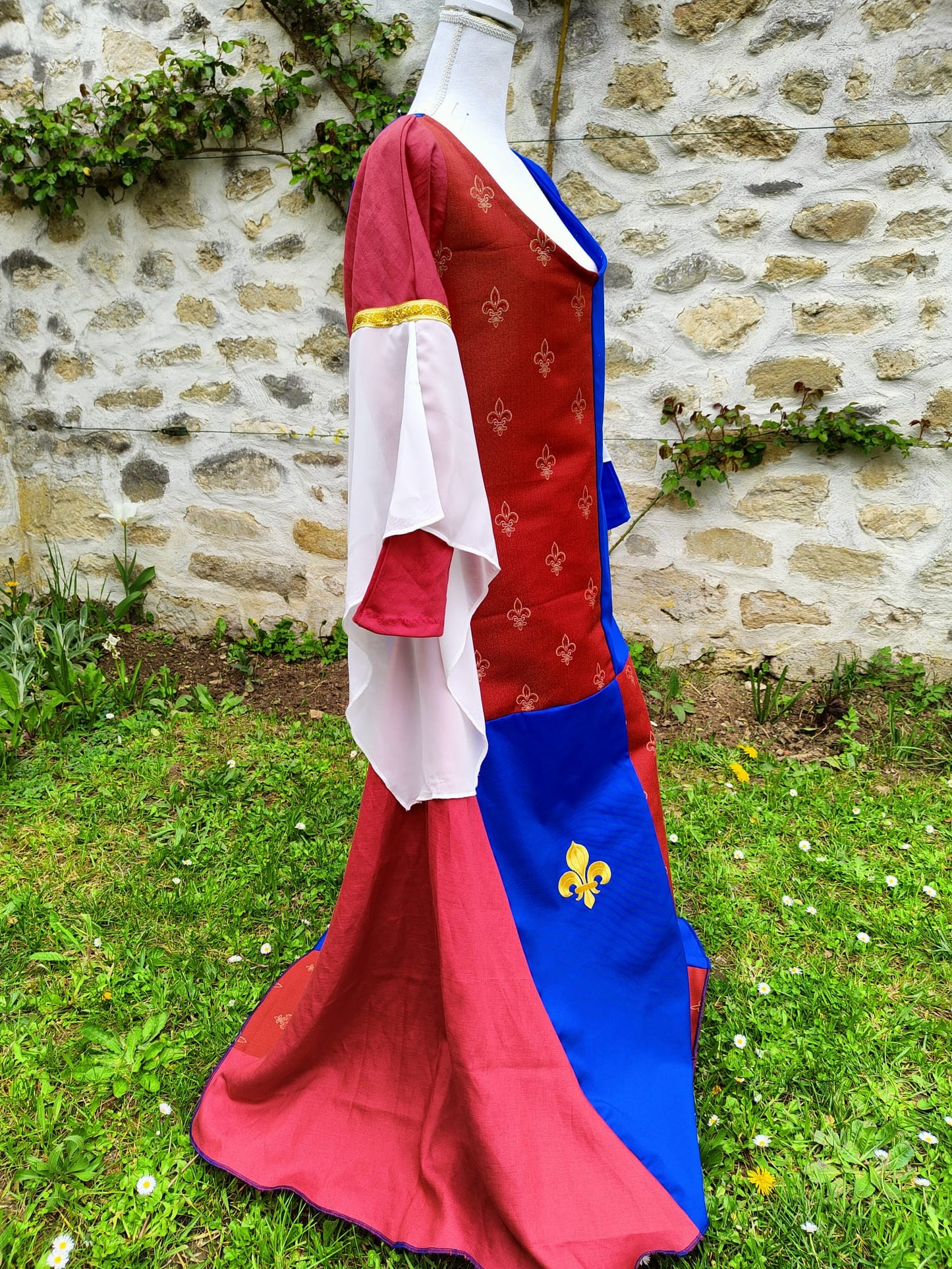Robe armoiries fleurs de lys, évocation XIVe siècle taille 40/44
