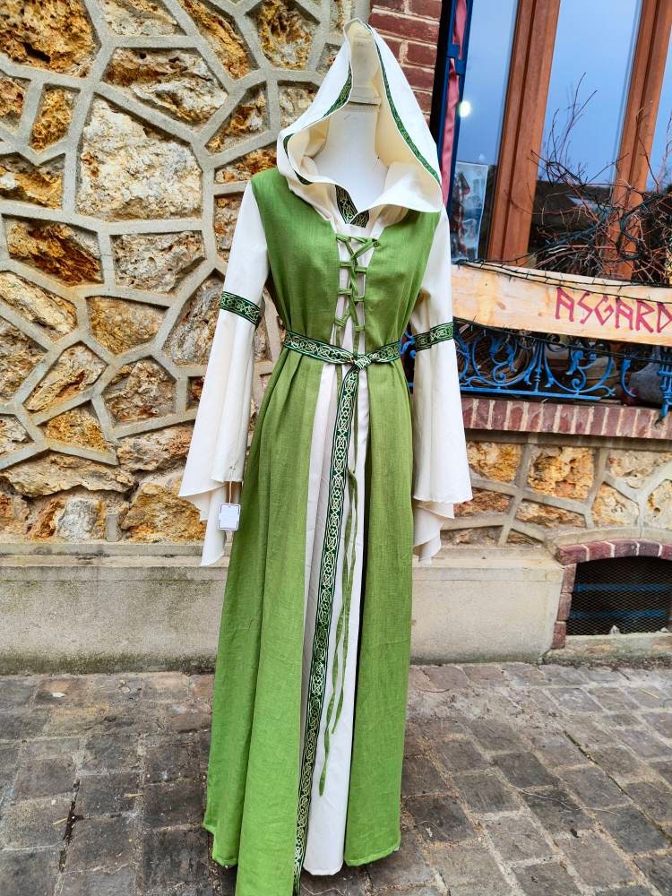 Robe elfique ou médievale verte et écrue en lin avec grande capuche ceinture et manches amples, costume pour femme mariage médiéval, celtique