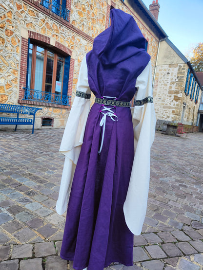 Robe médiévale violette en lin et jersey, taille unique 40/ 48 avec capuche et grandes manches