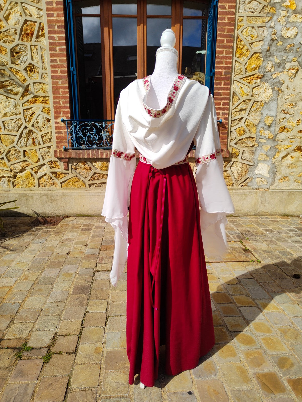 Robe m di vale ou elfique en lin rouge avec capuche et ceinture taille unique 38 48