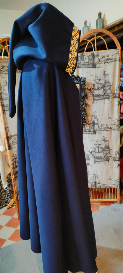 Cape médiévale en lainage bleu marine, mixte, en lainage