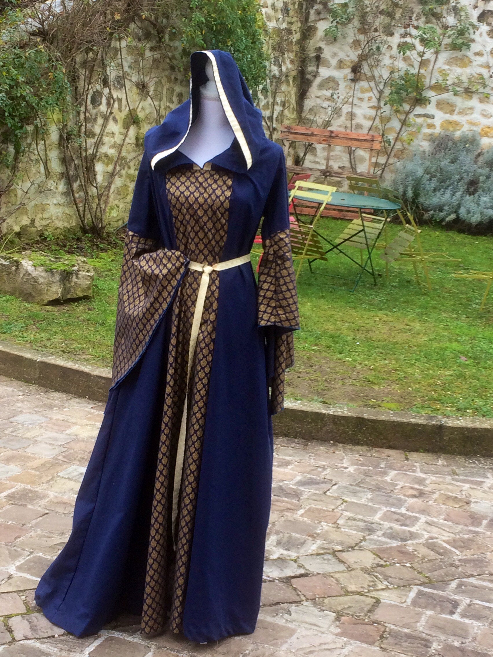 Robe en lin online bleu marine