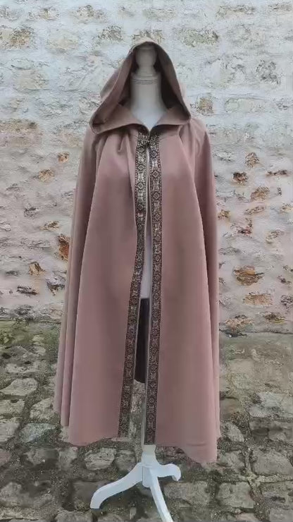 Cape médiévale ou Renaissance et jusqu'au XVIII ème pour homme ou femme