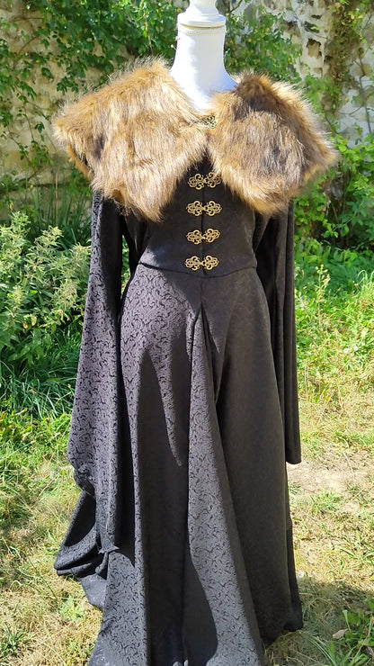 Robe de Sansa, en jacquard noir