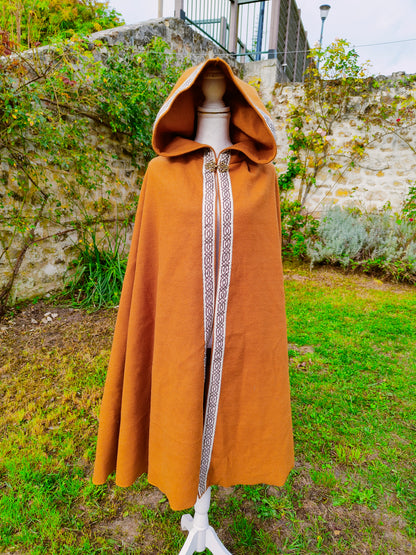 Cape médiévale ou viking mixte en lainage ocre