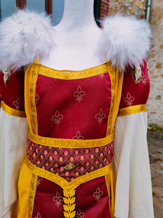 Robe Renaissance ou médiévale en lin ocre et jacquard avec fausse fourrure amovible