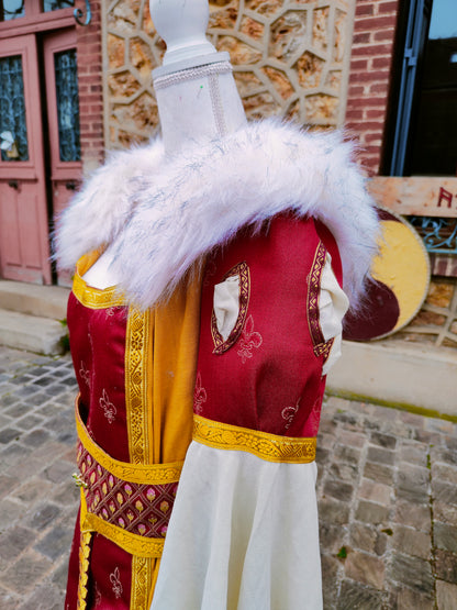 Robe Renaissance ou médiévale en lin ocre et jacquard avec fausse fourrure amovible