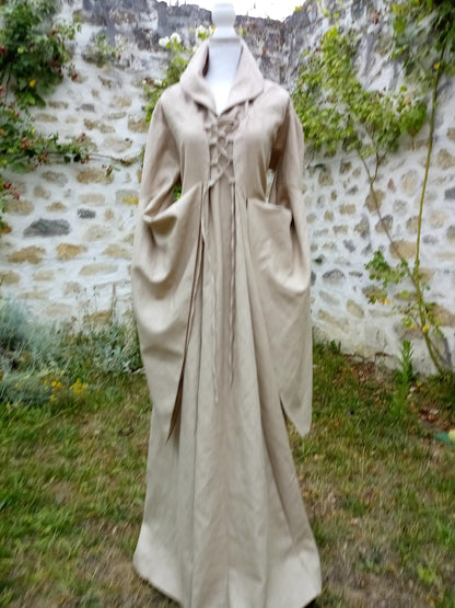 Robe médiévale en lin beige taille unique avec laçages devant et au dos