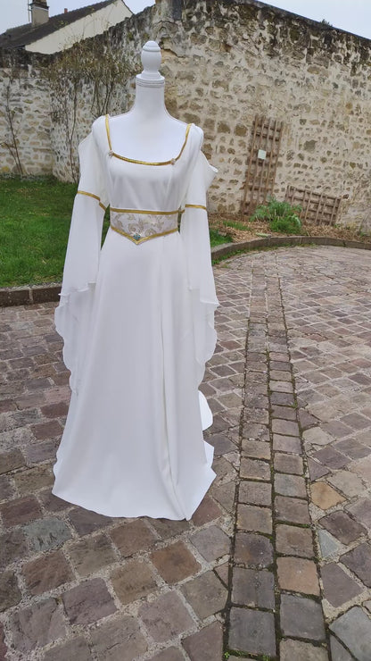 Robe de mariée évocation médiévale